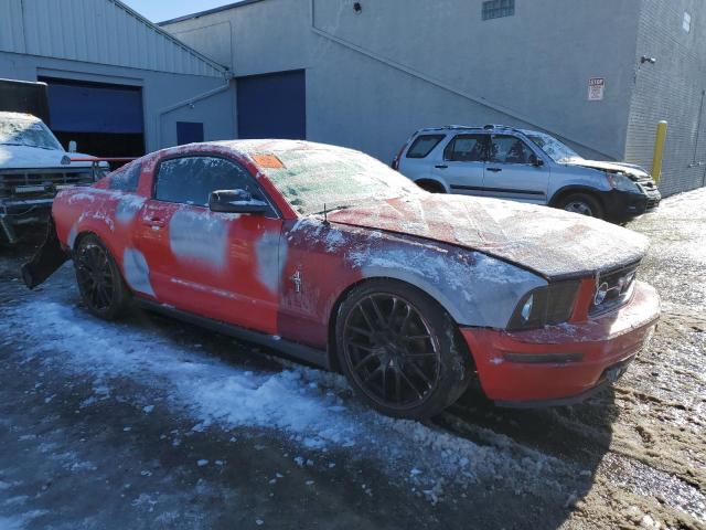 1ZVHT80N265249252 - 2006 FORD MUSTANG RED photo 4