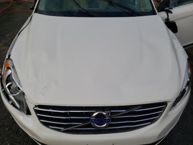 YV440MDU3H2103769 - 2017 VOLVO XC60 T5 INSCRIPTION WHITE photo 12