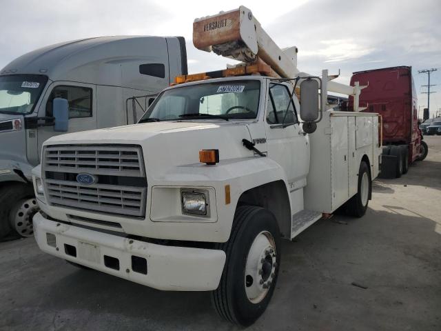 1FDNF70J2RVA43353 - 1994 FORD F700 WHITE photo 2