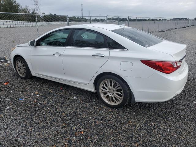 5NPEC4AB4BH222972 - 2011 HYUNDAI SONATA SE WHITE photo 2