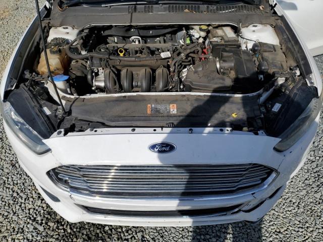 3FA6P0H78GR175359 - 2016 FORD FUSION SE WHITE photo 11