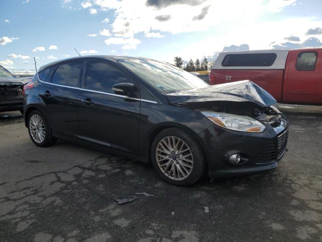 1FAHP3M2XCL426248 - 2012 FORD FOCUS SEL BLACK photo 4