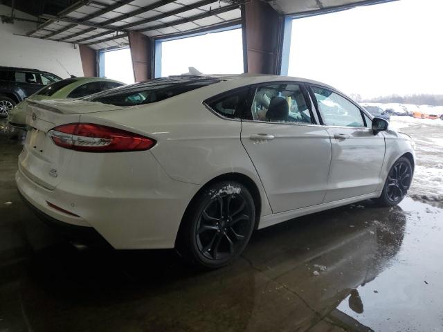 3FA6P0HD4KR129039 - 2019 FORD FUSION SE WHITE photo 3