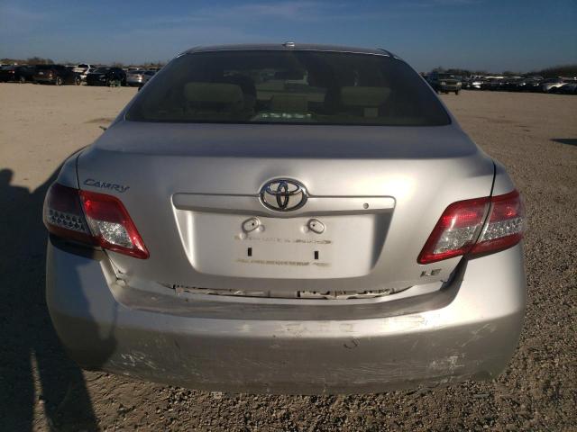 4T1BF3EK7BU173024 - 2011 TOYOTA CAMRY BASE SILVER photo 6