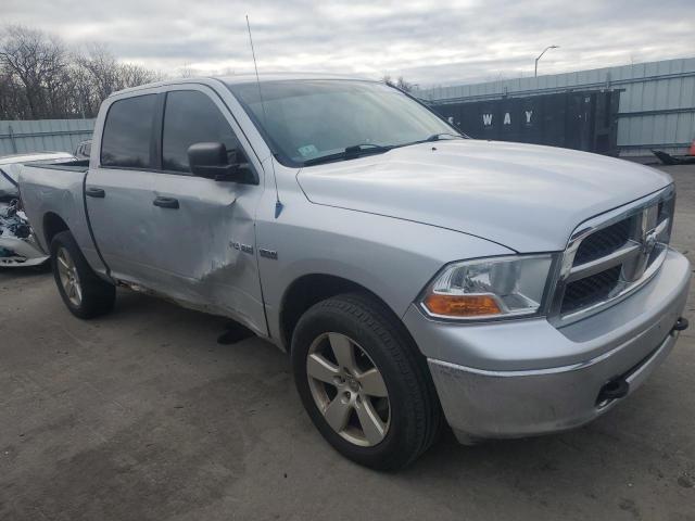 1D3HV13T29S734745 - 2009 DODGE RAM 1500 SILVER photo 4