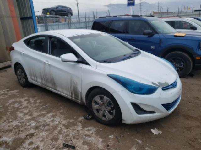 5NPDH4AE1GH734039 - 2016 HYUNDAI ELANTRA SE WHITE photo 4