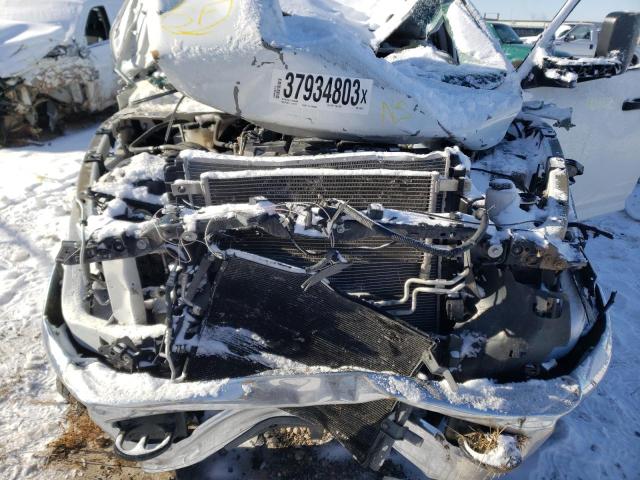 3C63RRGL2JG343047 - 2018 RAM 3500 ST WHITE photo 11