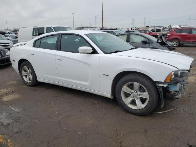 2B3CL3CG0BH597746 - 2011 DODGE CHARGER WHITE photo 4