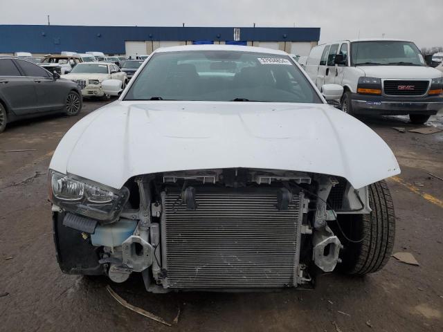 2B3CL3CG0BH597746 - 2011 DODGE CHARGER WHITE photo 5