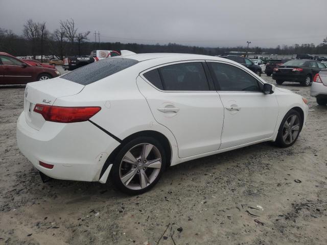 19VDE1F74DE018410 - 2013 ACURA ILX 20 TECH WHITE photo 3