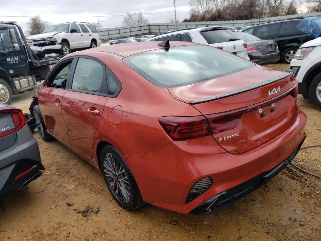 3KPF54AD7NE432457 - 2022 KIA FORTE GT LINE ORANGE photo 2