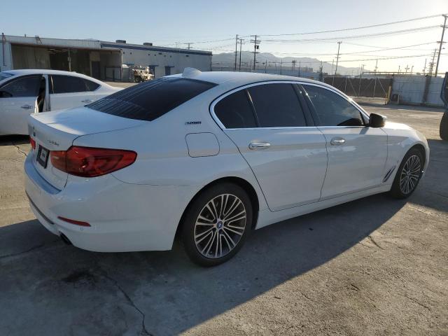 WBAJA9C56JB252951 - 2018 BMW 530E WHITE photo 3