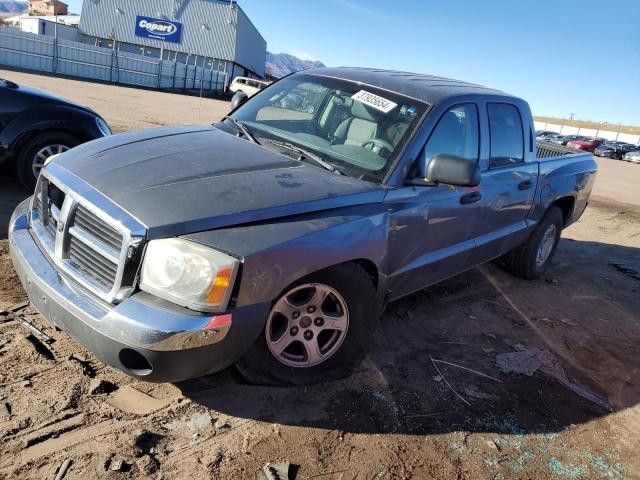 1D7HW48N85S342340 - 2005 DODGE DAKOTA QUAD SLT SILVER photo 1