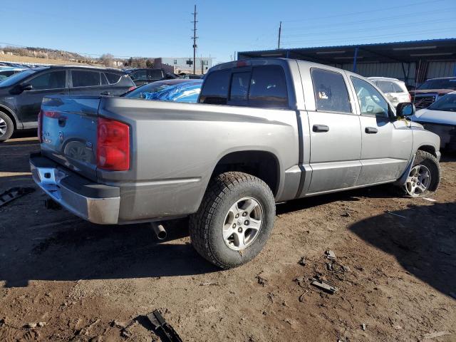 1D7HW48N85S342340 - 2005 DODGE DAKOTA QUAD SLT SILVER photo 3