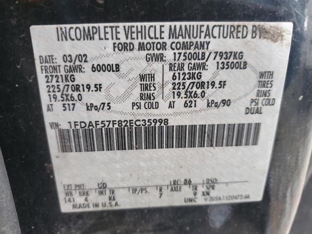 1FDAF57F82EC35998 - 2002 FORD F550 SUPER DUTY BLACK photo 12