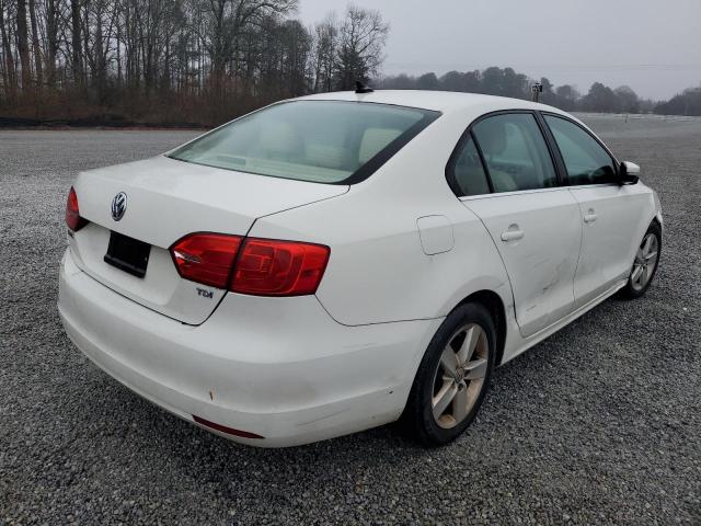 3VWLL7AJ7DM397498 - 2013 VOLKSWAGEN JETTA TDI WHITE photo 3