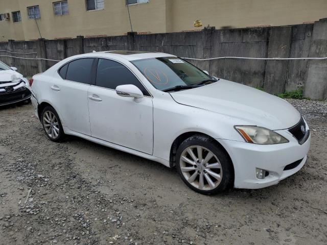 JTHCK262395033276 - 2009 LEXUS IS 250 WHITE photo 4