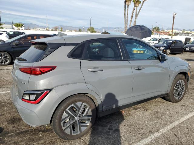 KM8K23AG3PU183747 - 2023 HYUNDAI KONA SE GRAY photo 3