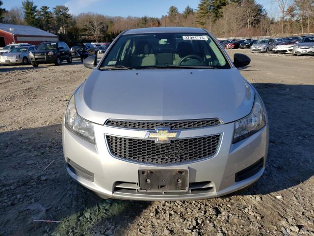 1G1PA5SGXD7104004 - 2013 CHEVROLET CRUZE LS SILVER photo 5