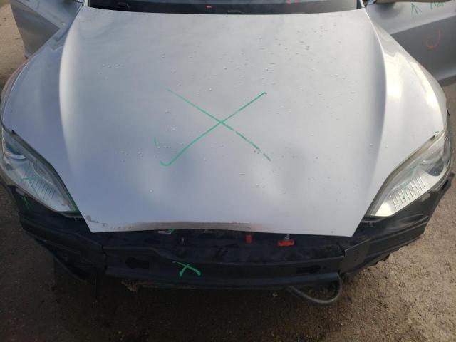 5YJSA1CN4DFP11372 - 2013 TESLA MODEL S Արծաթագույն լուսանկար 11