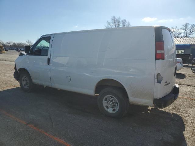 1GCZGFBA7A1156401 - 2010 CHEVROLET EXPRESS G2 WHITE photo 2