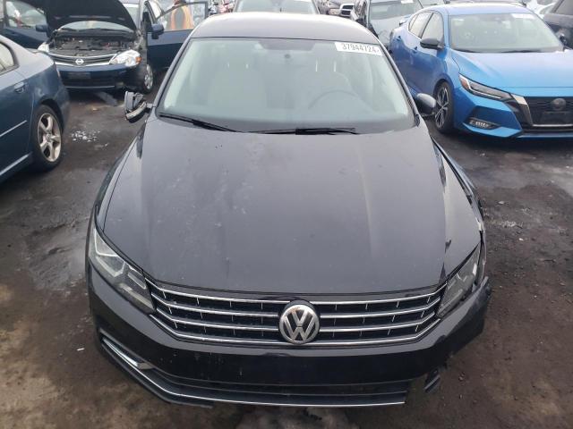 1VWAT7A37HC010397 - 2017 VOLKSWAGEN PASSAT S BLACK photo 5