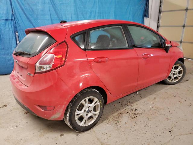 3FADP4EJ5FM205072 - 2015 FORD FIESTA SE RED photo 3