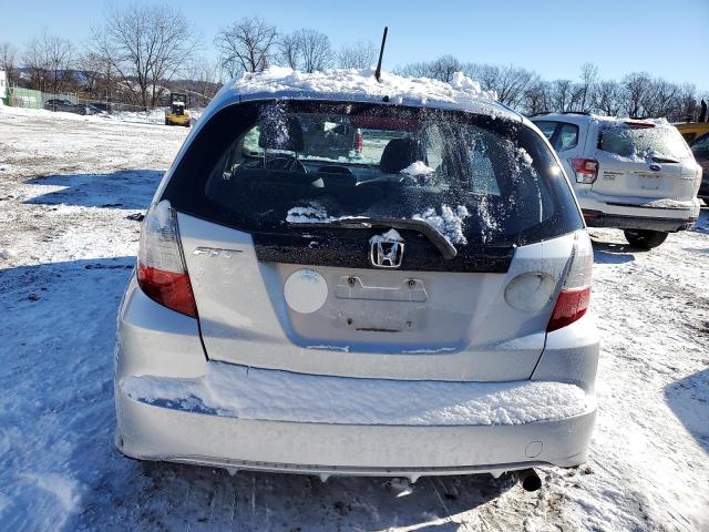 JHMGE8H30DC000547 - 2013 HONDA FIT SILVER photo 6