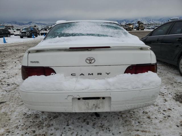 4T1CG12K6TU689547 - 1996 TOYOTA CAMRY DX WHITE photo 6