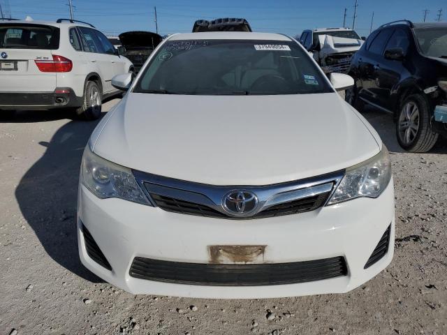 4T4BF1FK8ER416966 - 2014 TOYOTA CAMRY L WHITE photo 5