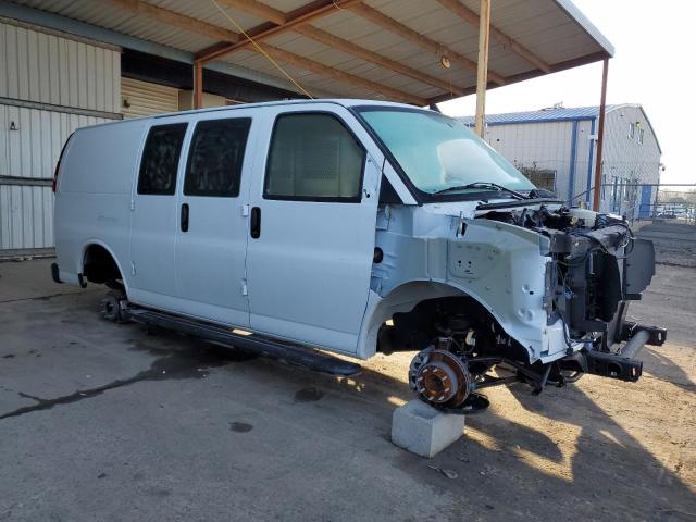 1GCWGAFP9P1178719 - 2023 CHEVROLET EXPRESS G2 WHITE photo 4