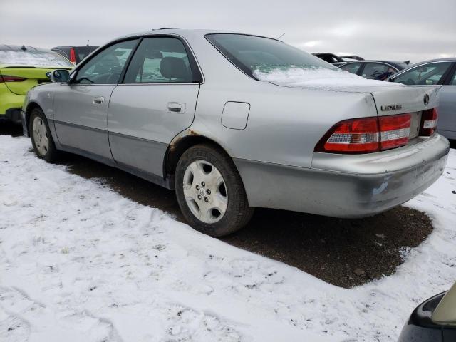 JT8BF28G9Y5102348 - 2000 LEXUS ES 300 SILVER photo 2