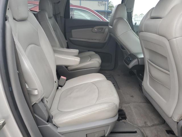 1GNER23D09S107077 - 2009 CHEVROLET TRAVERSE LT SILVER photo 10