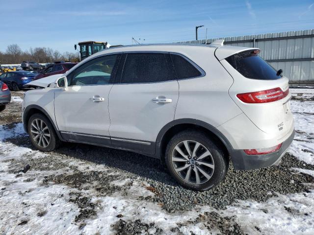 5LMCJ3D91KUL49788 - 2019 LINCOLN MKC RESERVE WHITE photo 2