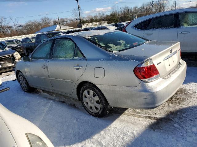 4T1BE32K15U069883 - 2005 TOYOTA CAMRY LE CREAM photo 2