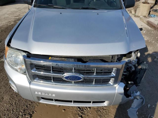 1FMCU0D74CKA34472 - 2012 FORD ESCAPE XLT SILVER photo 11