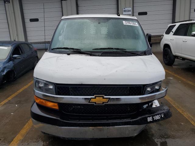 1GCWGAF71N1266743 - 2022 CHEVROLET EXPRESS WHITE photo 5