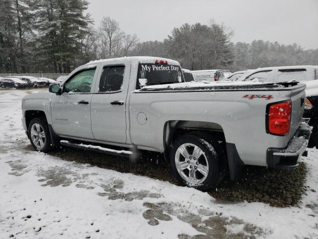 1GCVKPEC7HZ298789 - 2017 CHEVROLET SILVERADO K1500 CUSTOM SILVER photo 2