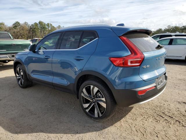 YV4L12UN4P2103946 - 2023 VOLVO XC40 PLUS BLUE photo 2