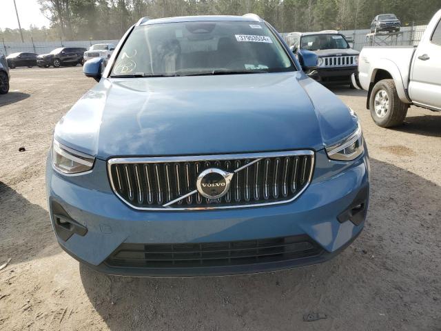 YV4L12UN4P2103946 - 2023 VOLVO XC40 PLUS BLUE photo 5