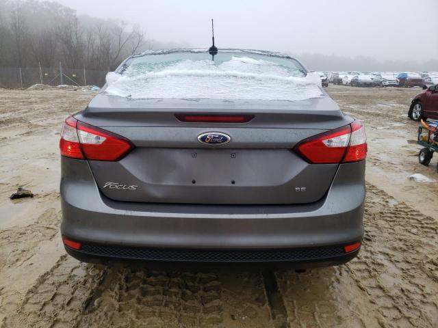 1FAHP3F2XCL211448 - 2012 FORD FOCUS SE GRAY photo 6