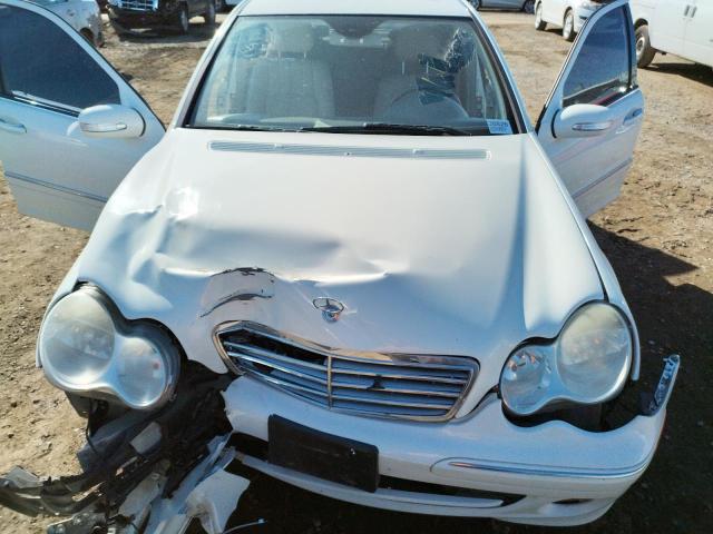 WDBRF54HX7A933409 - 2007 MERCEDES-BENZ C 280 WHITE photo 11