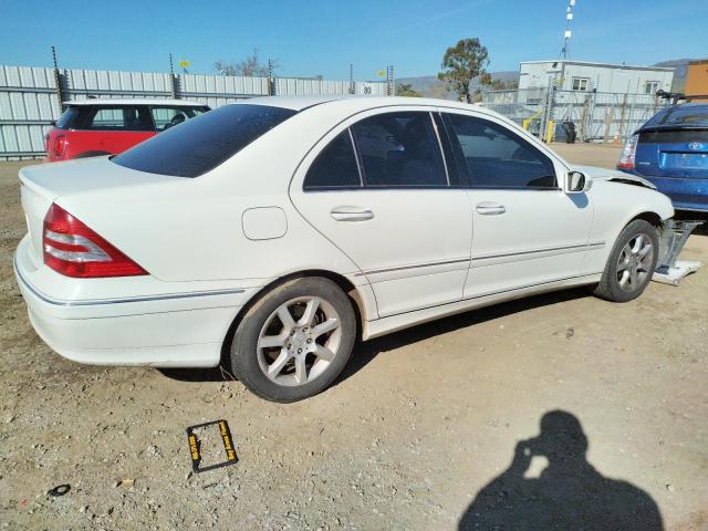 WDBRF54HX7A933409 - 2007 MERCEDES-BENZ C 280 WHITE photo 3