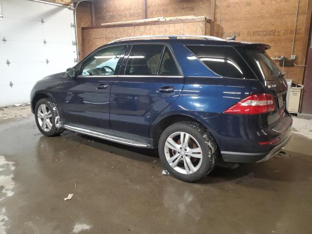 4JGDA5HB4FA570079 - 2015 MERCEDES-BENZ ML 350 4MATIC BLUE photo 2