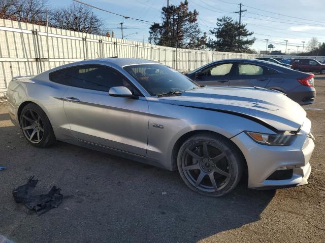 1FA6P8CF9F5335330 - 2015 FORD MUSTANG GT SILVER photo 4