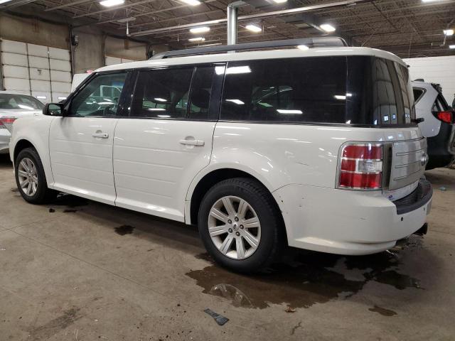 2FMGK5BC8BBD36327 - 2011 FORD FLEX SE WHITE photo 2