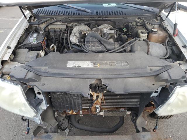 5LMFU28R33LJ19671 - 2003 LINCOLN NAVIGATOR 白色 照片 12