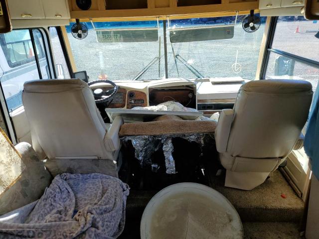 1GBLP37J8W3310577 - 1999 ALEG MOTORHOME WHITE photo 5