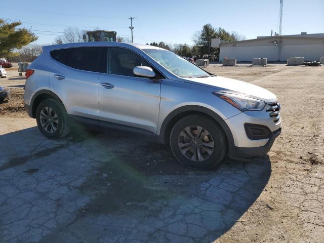 5XYZTDLB4GG353526 - 2016 HYUNDAI SANTA FE S SILVER photo 4