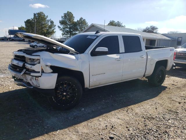 3GCUKRECXJG635596 - 2018 CHEVROLET SILVERADO K1500 LT WHITE photo 1